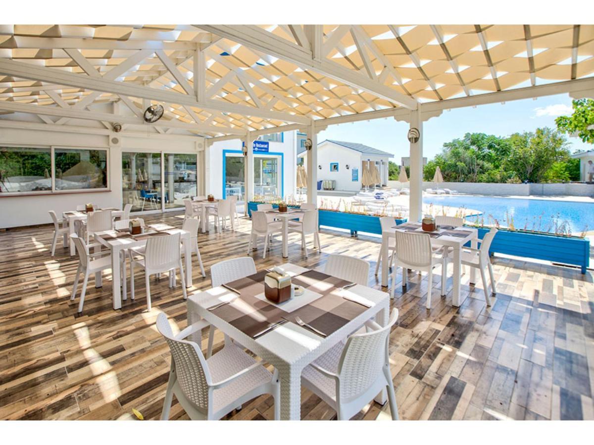 Queen Aphrodite Hotel Karpasa Ngoại thất bức ảnh